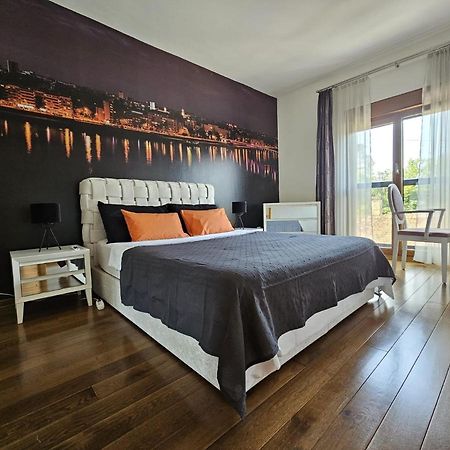 Bright Side Apartment Novi Sad Buitenkant foto