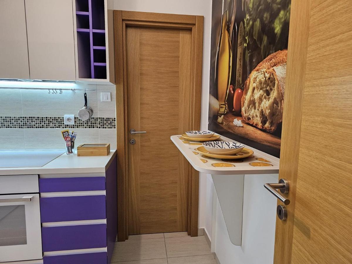 Bright Side Apartment Novi Sad Buitenkant foto